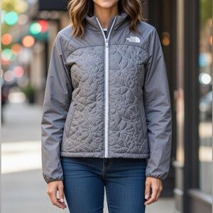 RARE NWOT The North Face Lotus
Stitched Quilted Puffer Winter Jacket